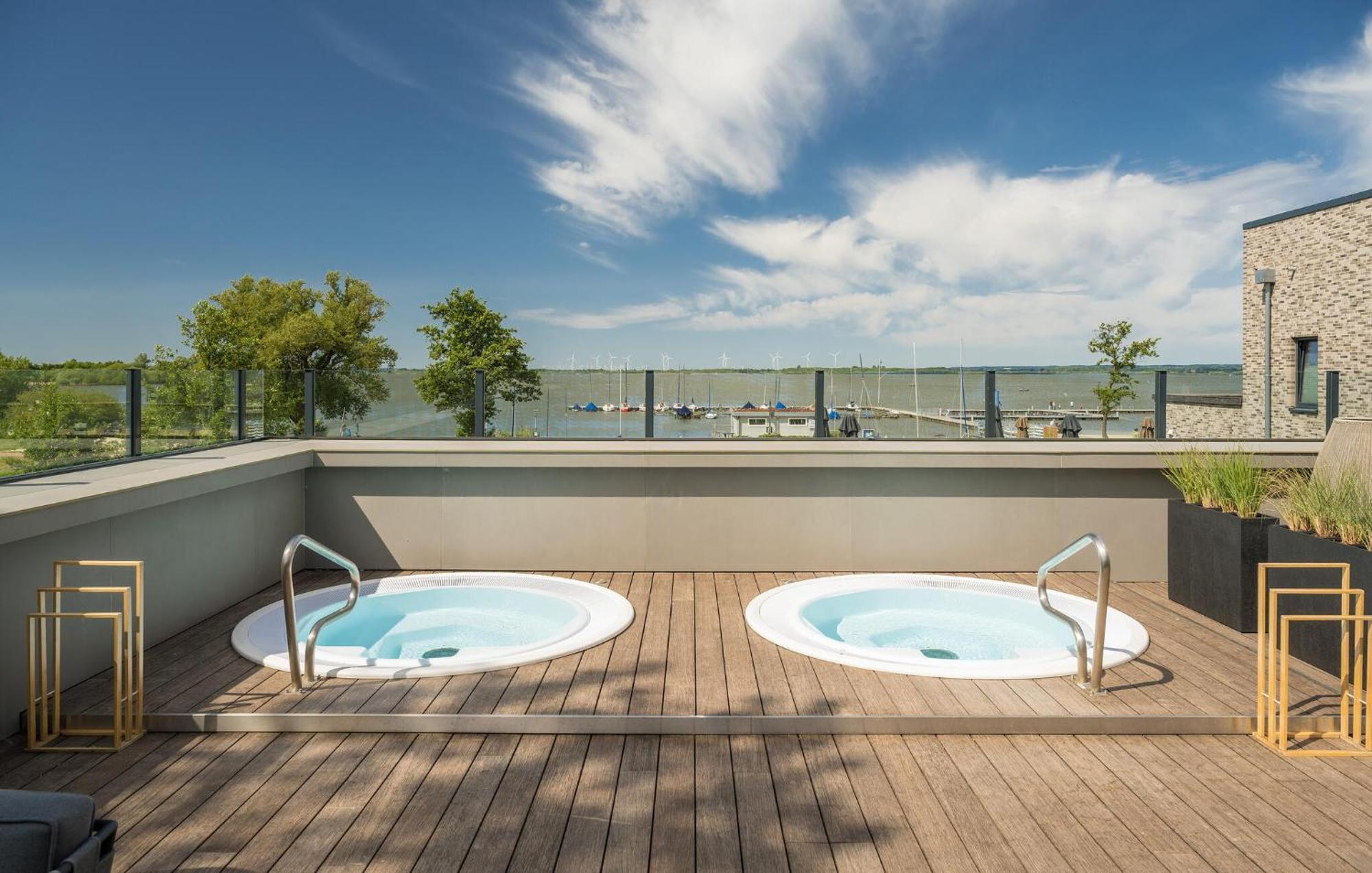 Beach Front Apartment In Lembruch-Duemmer See Exteriér fotografie